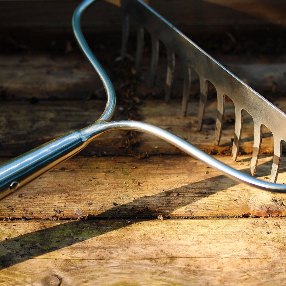 Kent & Stowe Soil Rake Stainless Steel